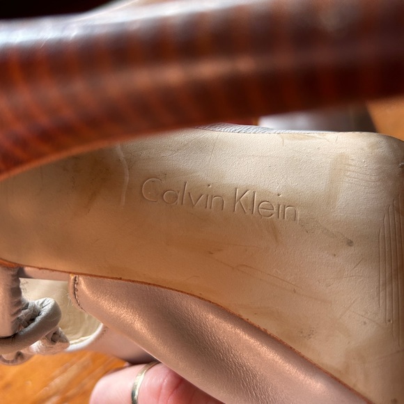 Calvin Klein pumps - Picture 4 of 4